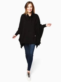 Ugg Women's Charlynne Poncho -Every Wear Shop 1103671 BLACKalt2