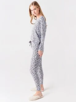 Every Wear Shop -Every Wear Shop 1125690xGREYLEOPARDxAlt1 49763430