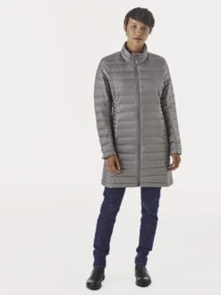 Patagonia Women's Fiona Parka -Every Wear Shop 28359 feathergreyalt1