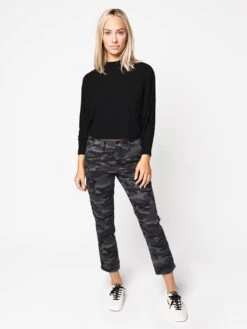 G/1 Market Place Clothing Women’s Cargo Pant -Every Wear Shop 649CM CAMOBLACK CHARCOALCAMOUFLAGEalt3