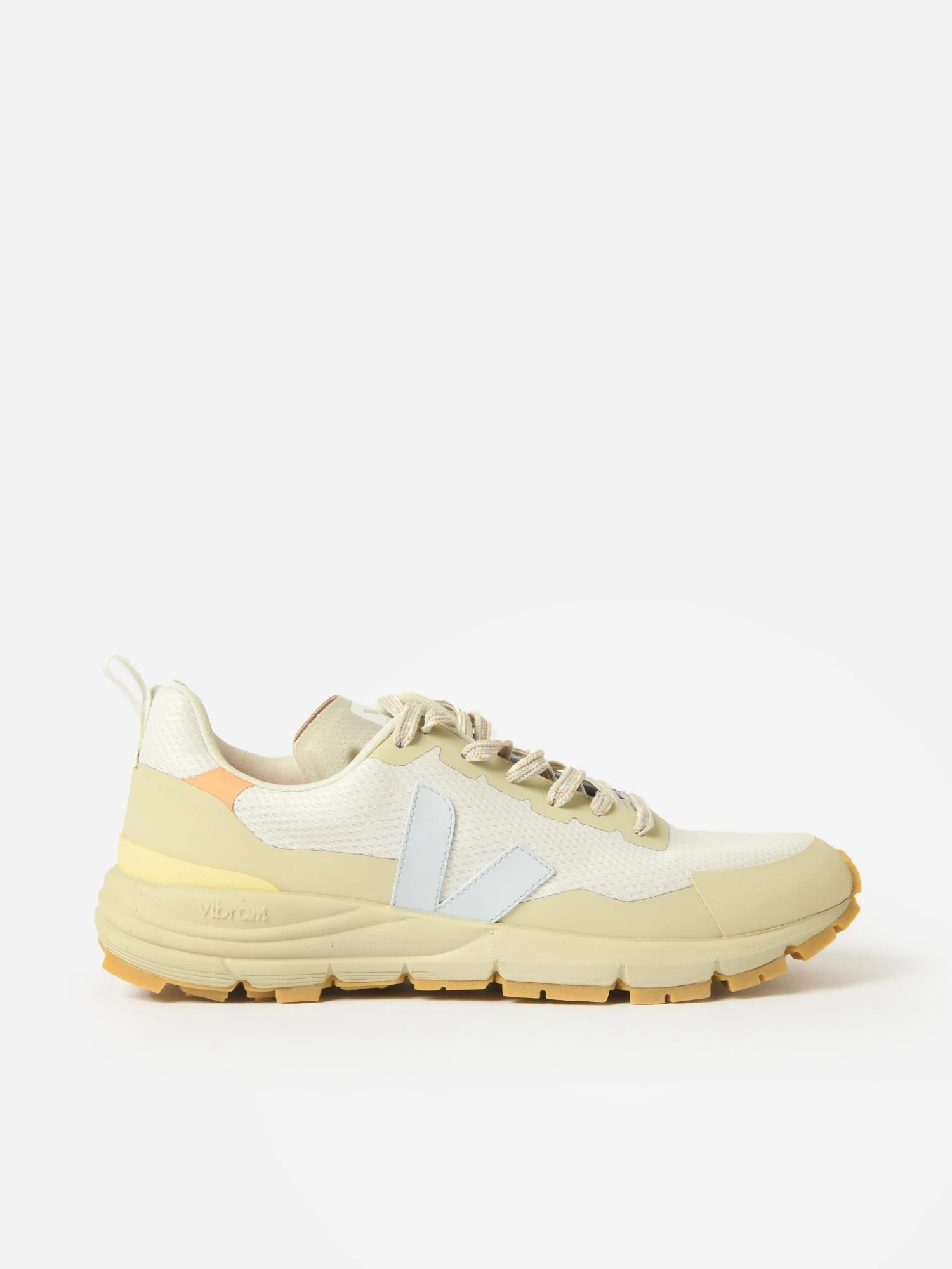 VEJA Women's Dekkan Alveomesh Sneaker 2 VEJA Women's Dekkan Alveomesh Sneaker - Image 2