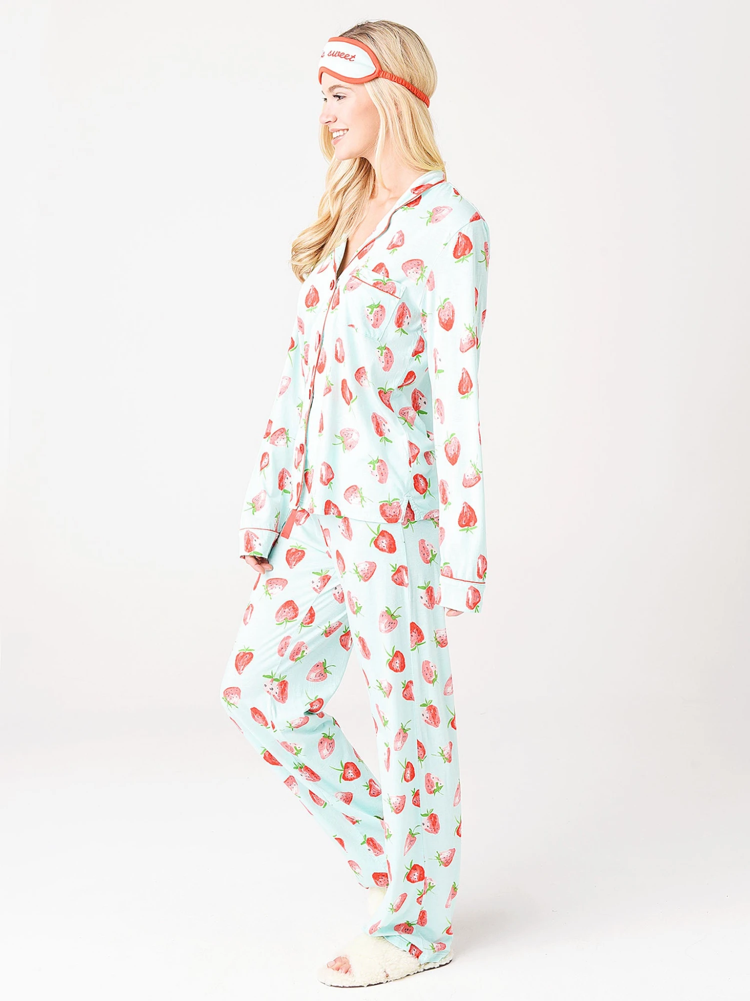 P.J. Salvage Women's Playful Print Pajama Set 11 P.J. Salvage Women's Playful Print Pajama Set - Image 11
