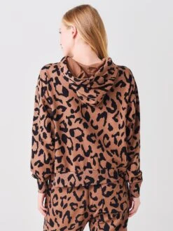 Velvet Women's Sammie Sweatshirt -Every Wear Shop SAMMIE05xCAMELxAlt3 47426747