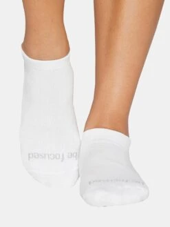 Sticky Be Socks Women's Grip Sock -Every Wear Shop STICKY BE SOCKSxBEFOCUSEDWHITEGREYxPrimary 48019572