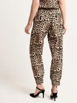 ATM Leopard Print Silk Pull On Pant -Every Wear Shop aw9148 bd9 leopardprintalt3