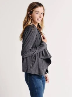 Cupcakes And Cashmere Holt Jacket -Every Wear Shop ci302600 thunderstormalt1