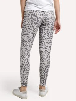 Chaser Women's Cozy Knit Jogger -Every Wear Shop cw7661 animalprintalt2