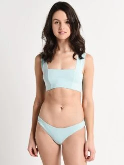 L Space Women's Parker Bikini Top 15 L Space Women's Parker Bikini Top -Every Wear Shop lspat17 lightturq 1a8b0159 0dbd 46cc 8563 59fbe2069425