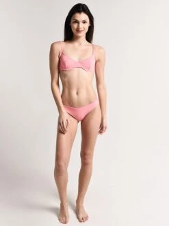 Solid & Striped The Eva Bikini Top 9 Solid & Striped The Eva Bikini Top -Every Wear Shop ws 2082 1529 flamingoalt3